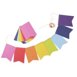 GUIRLANDE DE 24 FANIONS À motifs
