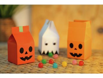 FEUILLES DE PAPIER COULEUR 130 g