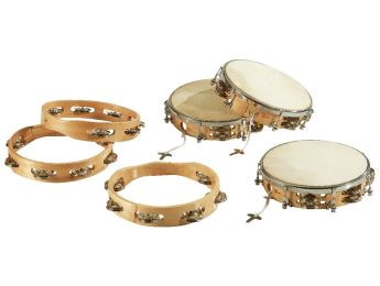 MAXI LOT Les couronnes et les tambourins
