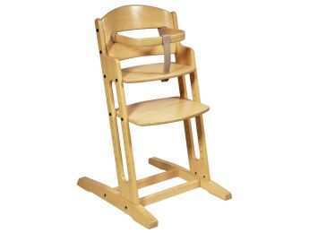 WOODEN ADAPTABLE HIGH CHAIR