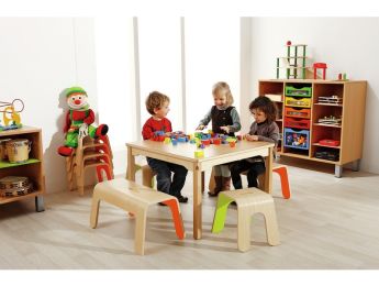 HOCKER Curvy