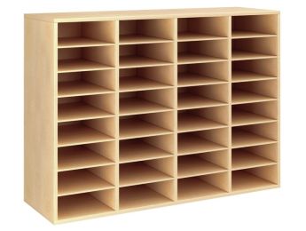 GEMELAMINEERD MEUBEL H: 102 cm - L: 139 cm 28 plankjes