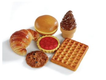 LOT DE 6 PÂTISSERIES