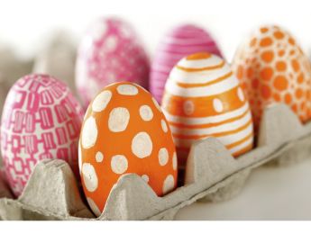 EIER AUS POLYSTYREN ZUM DEKORIEREN