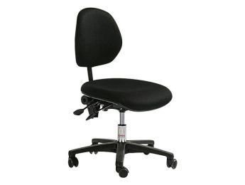 NIEDRIGER SESSEL