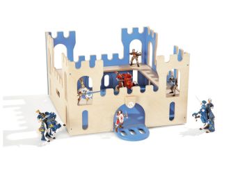 CASTLE CHEST AND 10 PLASTIC FIGURINES
