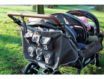 KINDERWAGEN FÜR SECHS KINDER