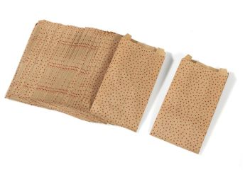 TÜTEN AUS KRAFTPAPIER Herz