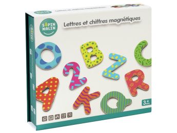 MAGNETISCHE BUCHSTABEN UND ZAHLEN