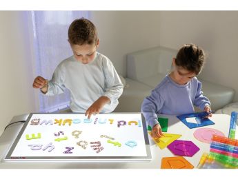DURCHSCHEINENDE PAILLETTIERTE BUCHSTABEN