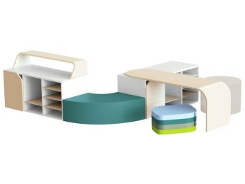 MODULARES SET KIDY S'COOL auf dem Boden stehend