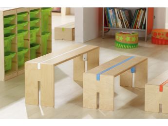 GEKLEURDE INSCHUIFBANKEN