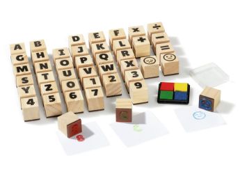 KOFFER HOLZSTEMPEL + STEMPELKISSEN Buchstaben und Zahlen