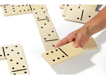 DOMINOS GÉANTS