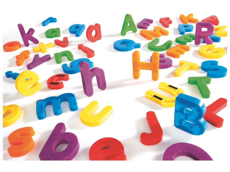4 5 ans Coogam Lot de 26 lettres magnétiques en forme de lettres de l'alphabet et d'animaux colorés Pour enfants de 3