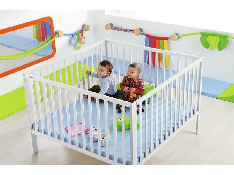 LARGE PLAYPEN RAISED With mat
