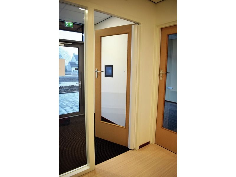 HINGE PROTECTOR For the inside and outside of doors 180°