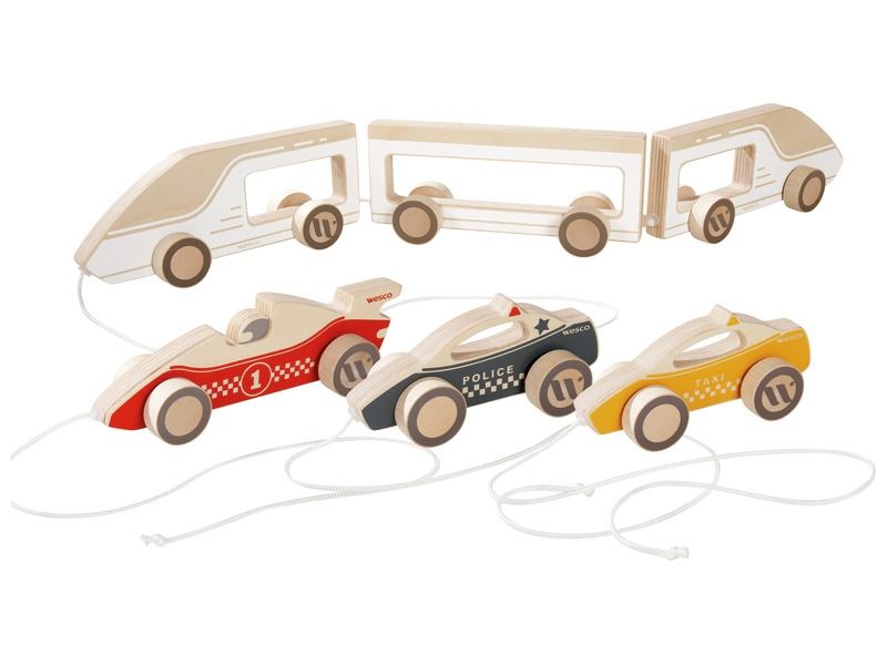 MAXI PACK OF PULL-ALONG VEHICLES