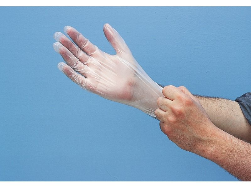 DISPOSABLE GLOVES Made of latex