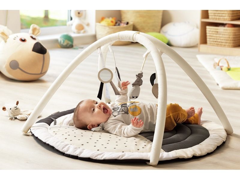 EARLY LEARNING MAT WITH ARCH Black and White