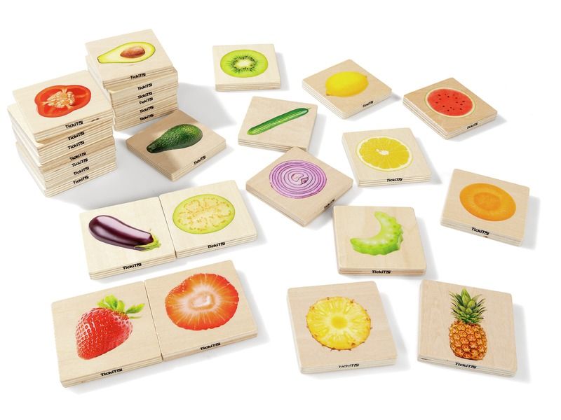FRUIT AND VEGETABLES MEMORY GAME