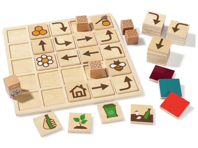 Wooden INTRODUCTION TO CODING