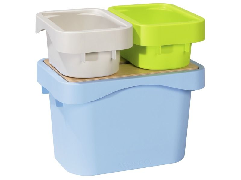 PLASTIC CONTAINERS 2 litres with lid