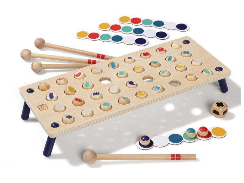 JEU Frappez la forme