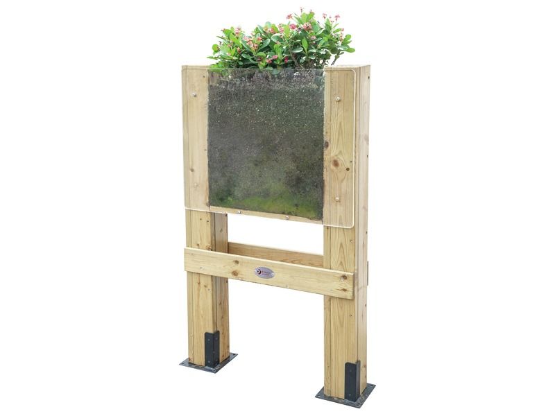 OUTDOOR VIVARIUM
