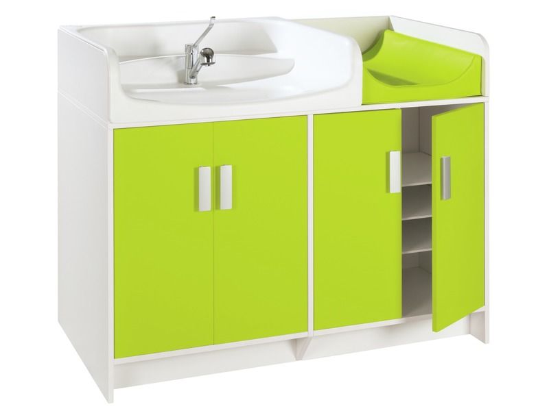 WICKELMÖBEL KAZÉO MIT KUNSTSTOFFBADEWANNE Einfach