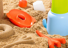 Jouer à la plage